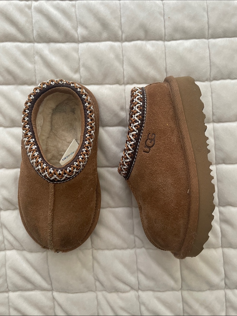 UGG Tasman Chestnut Suede Slip-On Shearling Lined Clogs